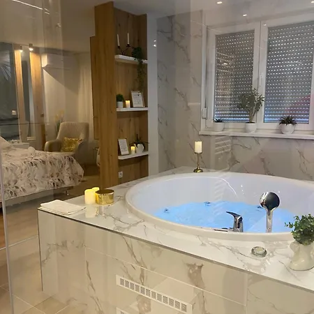 Kalipso Sa Jakuzzijem Appartement